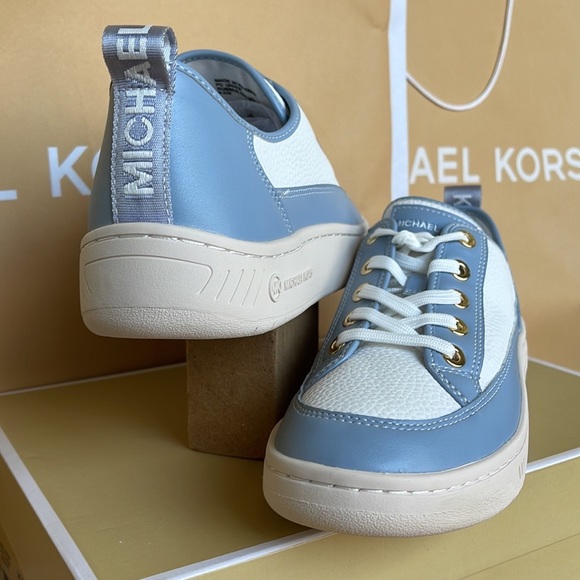 MICHAEL KORS SHEA LACE UP
FAUX LEATHER
49F3SHFS1L
PALE BLUE 
NEW - Picture 3 of 16